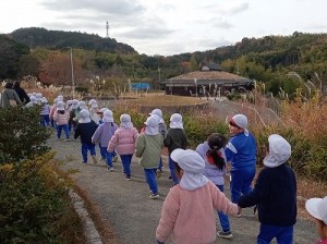 冬山散策に行きました！（３・４・５歳児さん）