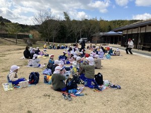 徒歩遠足に行きました！（5歳児さん）